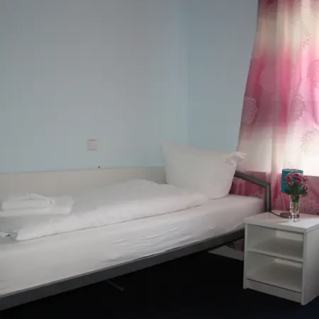 Hotel Am Fluss 4*