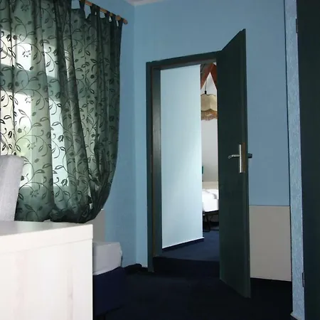Hotel Am Fluss 3*